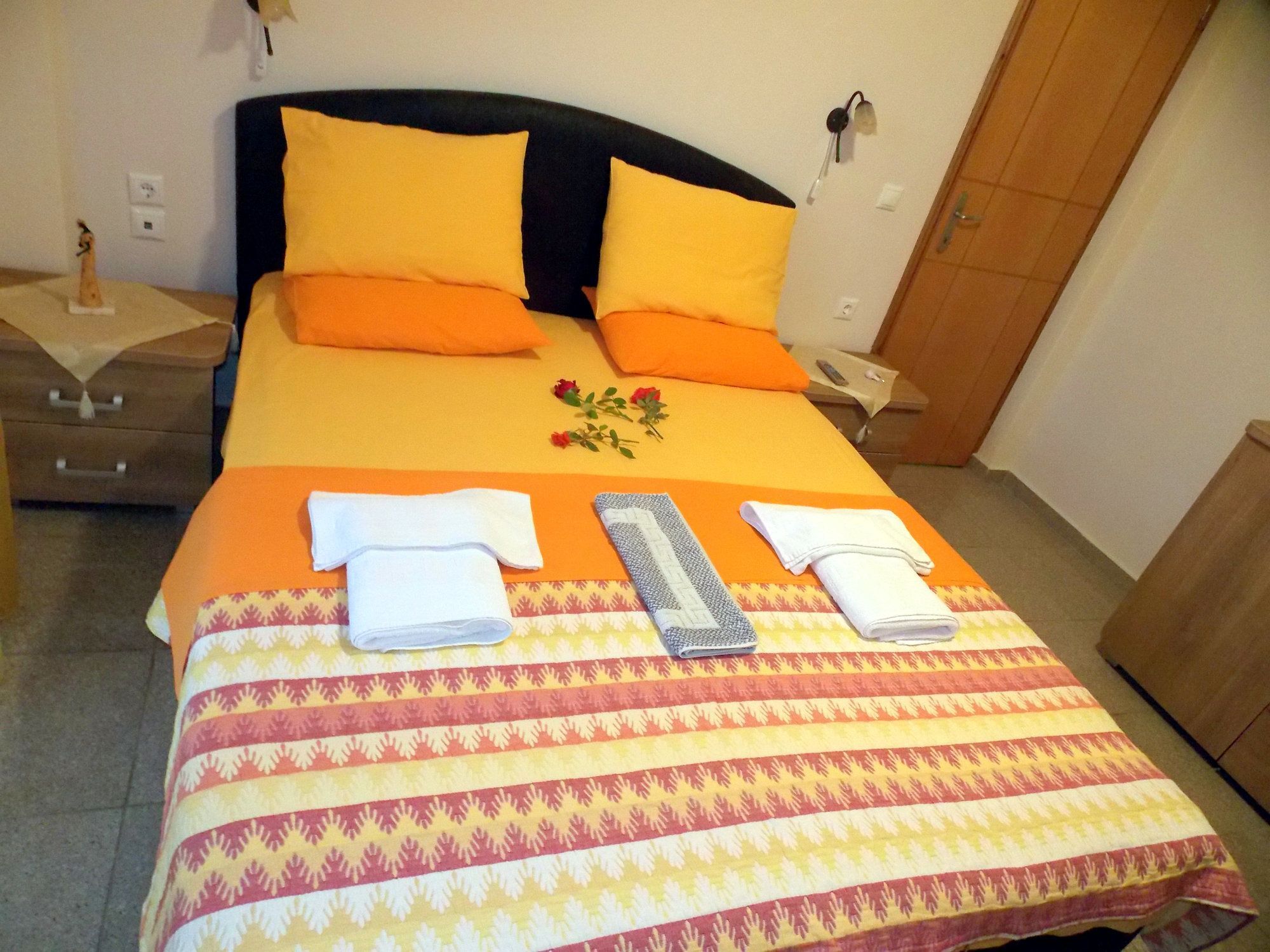 Nikos Apartments Σιθωνία Εξωτερικό φωτογραφία